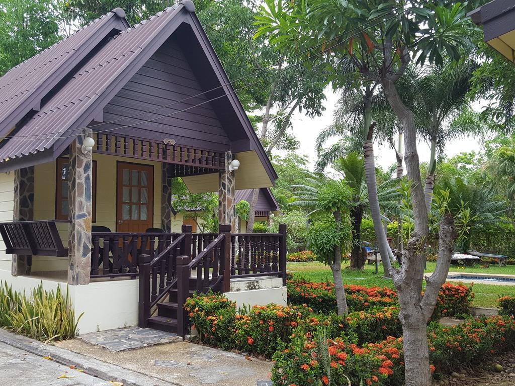 Prachuap Garden View Resort Прачуап-Кхірі-Кхан Екстер'єр фото